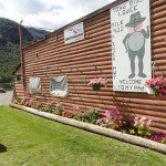 Toad River Lodge & Restaurant